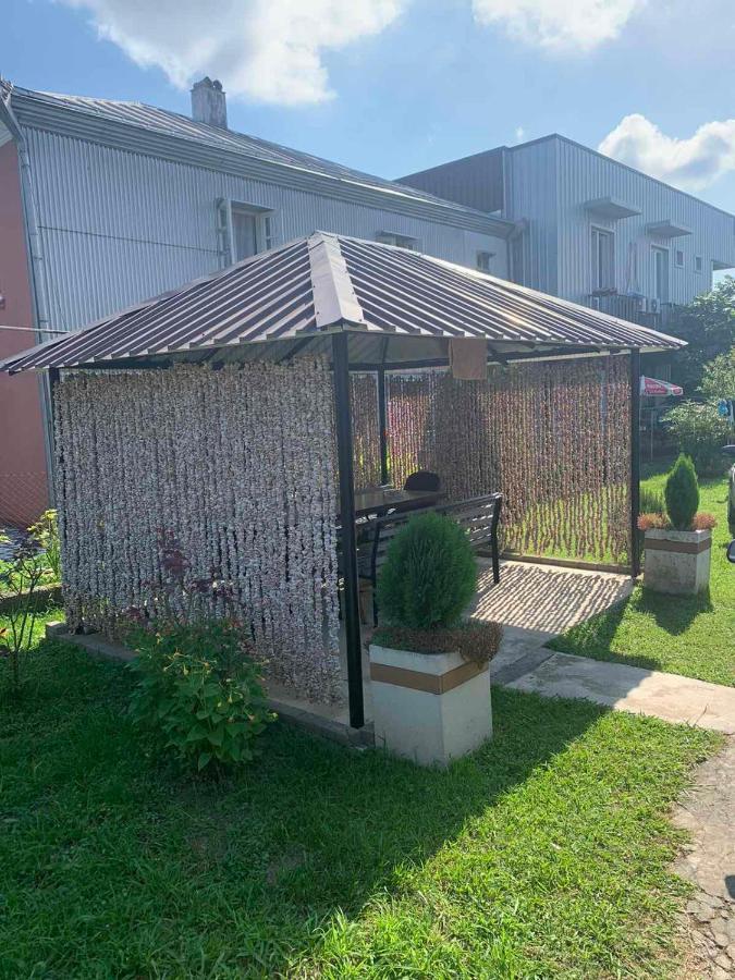 Guest House Kobuleti Exterior photo